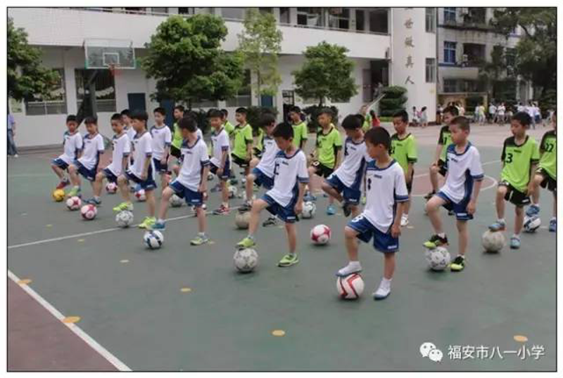 校园足球协会：点燃学生们的梦想火苗